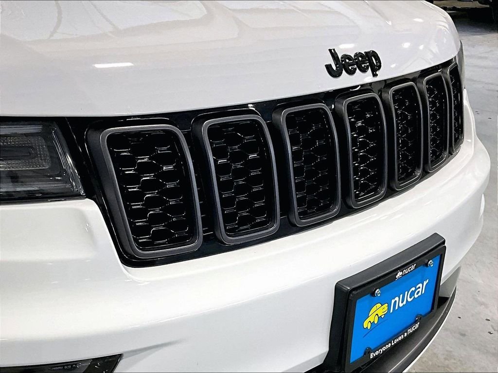 Used 2020 White Jeep Limited X image 33