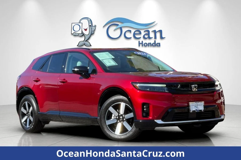 Used 2024  Honda Touring image 1