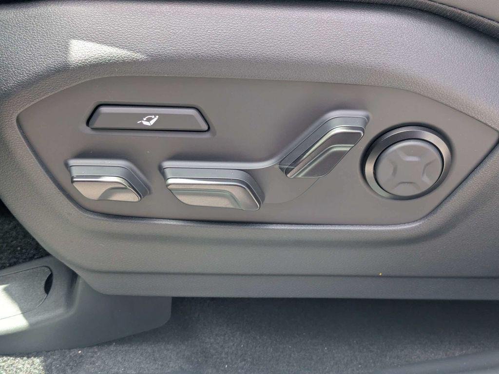 New 2026 White Hyundai Calligraphy image 20