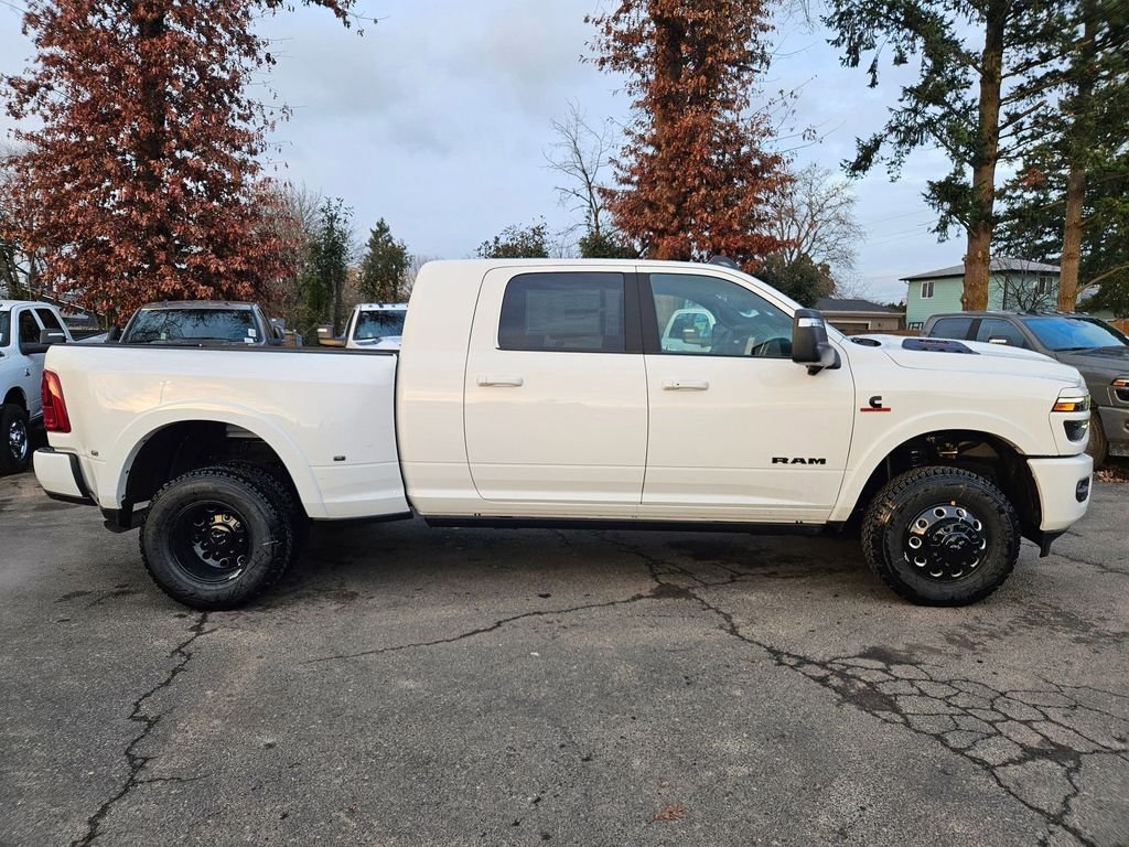 New 2026 Bright White Clear-Coat Exterior Paint RAM Limited image 8