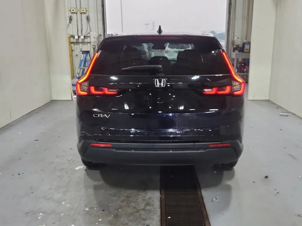 Used 2025 Black Honda EX image 5