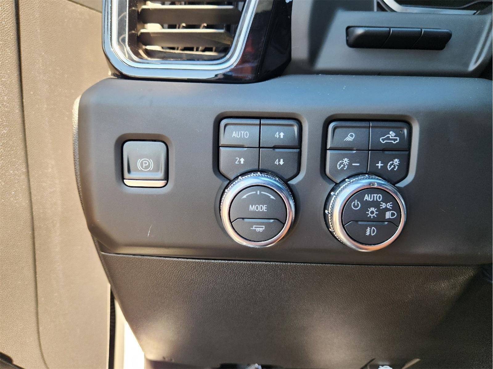 2022 GMC Sierra 1500 photo 21 of 33