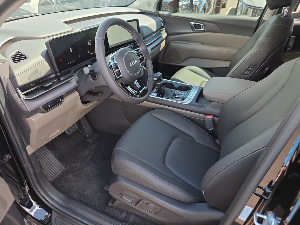 New 2026 Aurora Black Pearl Kia EX image 11