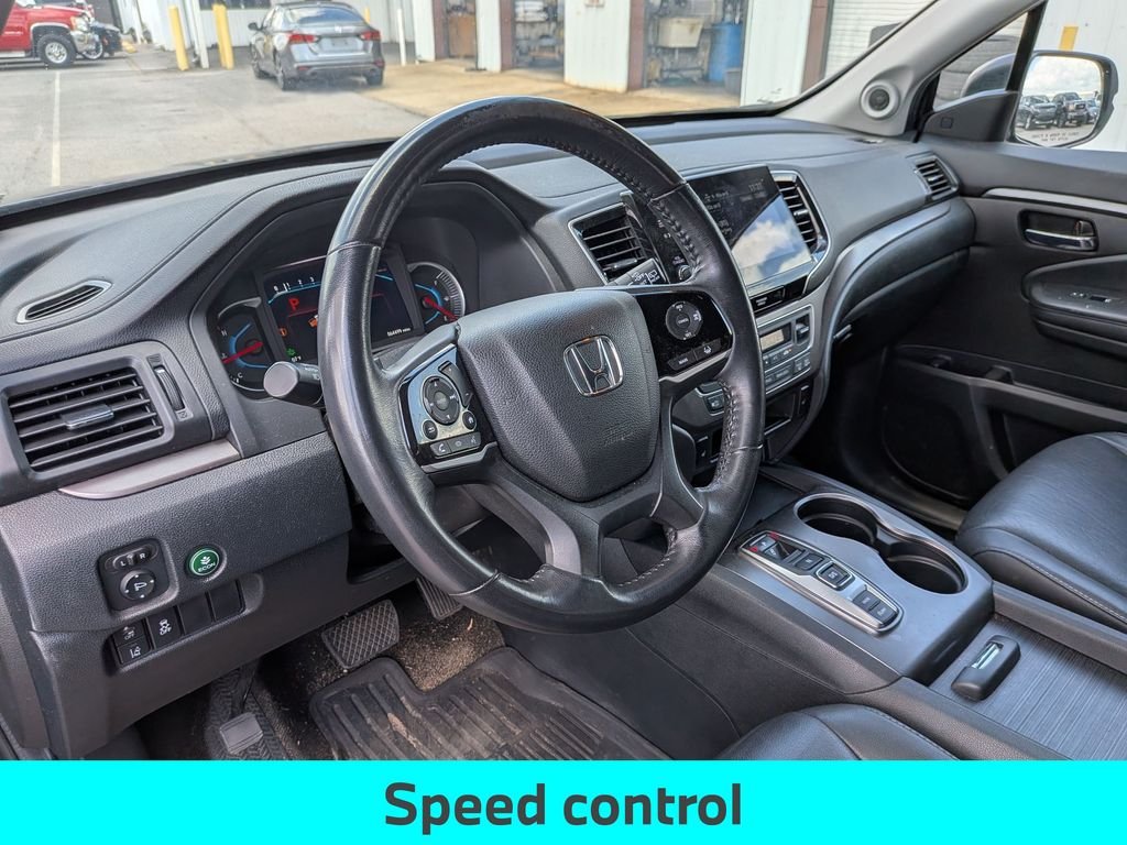 Used 2022 Black Honda EX-L image 33