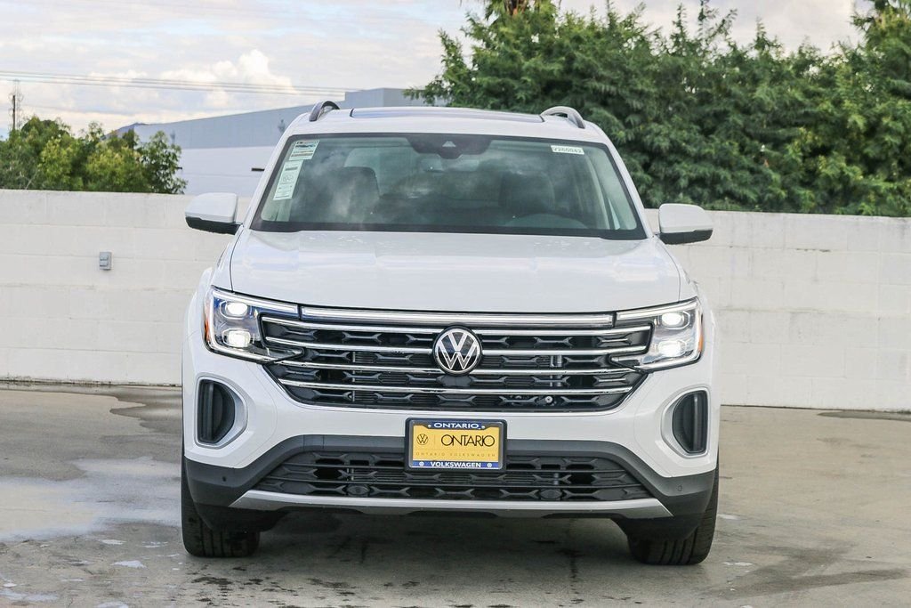 New 2026 White Volkswagen 2.0T SE w/Technology image 2