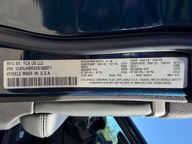 New 2027 Fathom Blue Pearl-Coat Paint Jeep Limited image 16