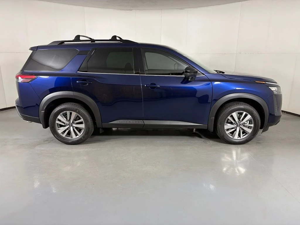 New 2026 Deep Ocean Blue Pearl Nissan SL image 9