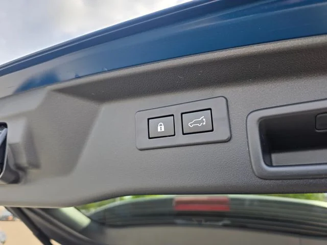 New 2026 GEYSER BLUE Subaru Wilderness image 14