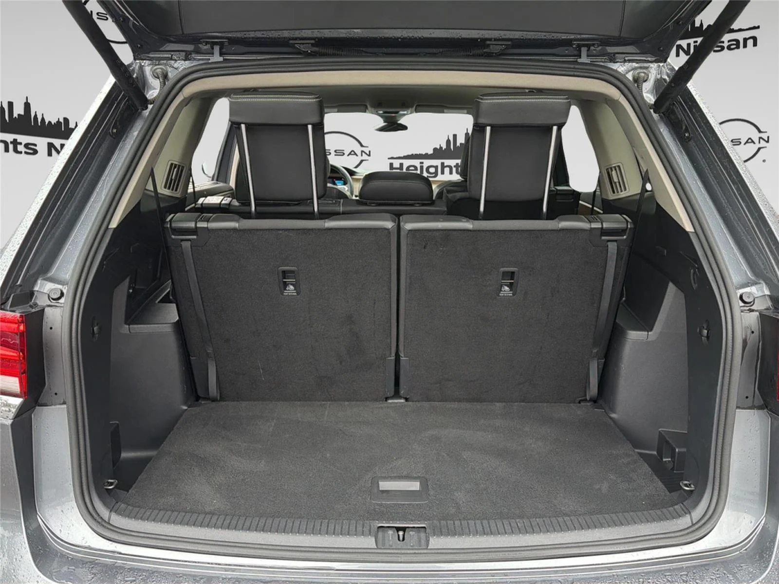 2025 Volkswagen Atlas SE w/Tech - Photo 33