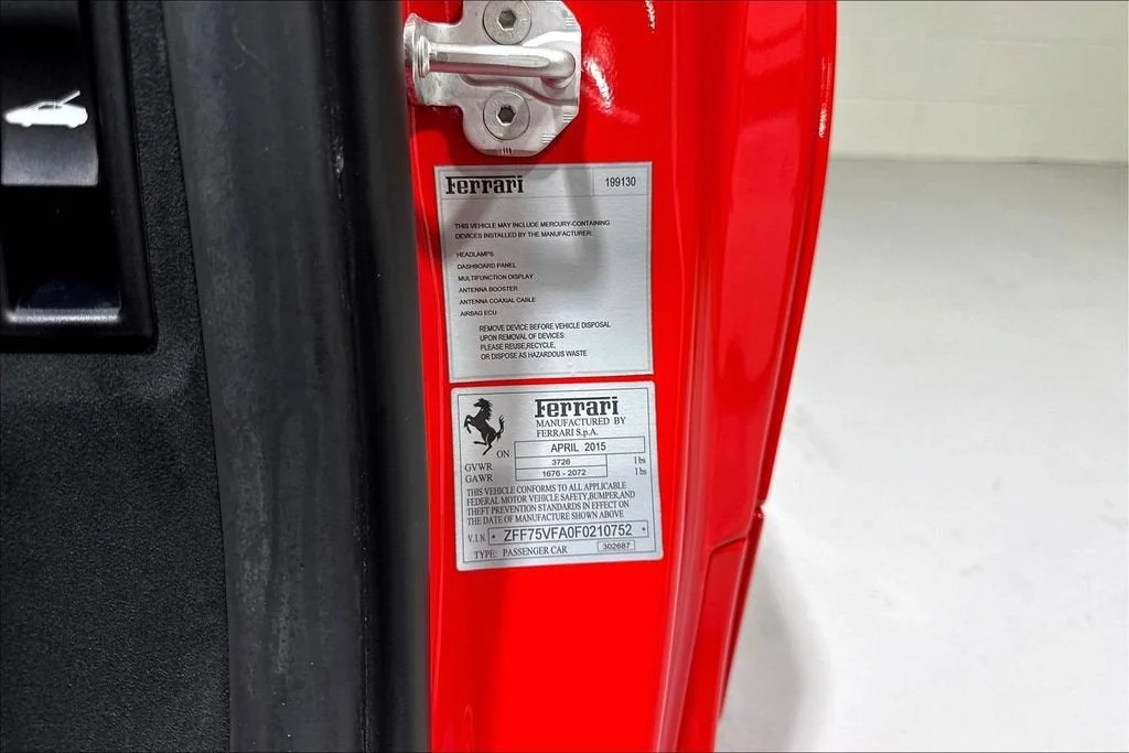 Certified Used 2015 Rosso Scuderia Ferrari Speciale image 17