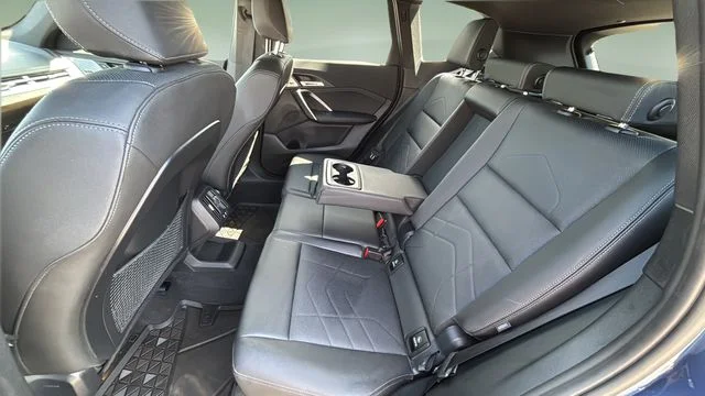 Used 2023 Blue BMW xDrive28i image 20