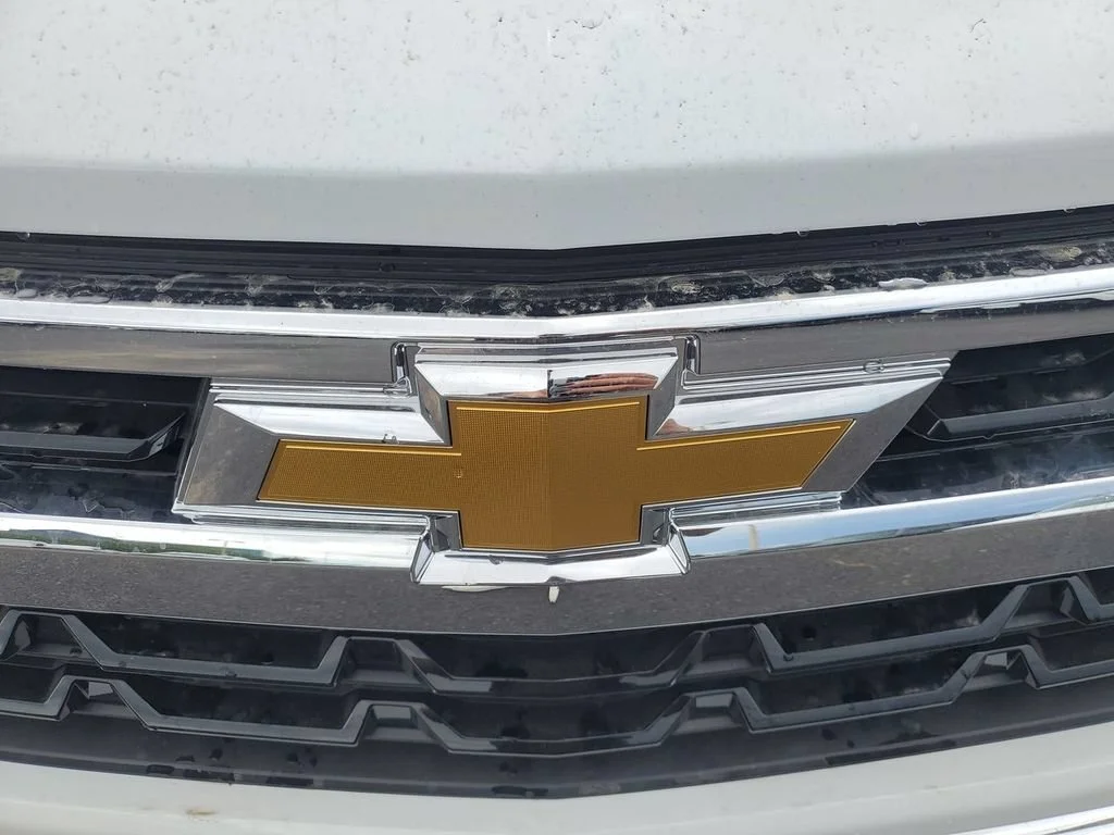 New 2026 Summit White Chevrolet LT image 37