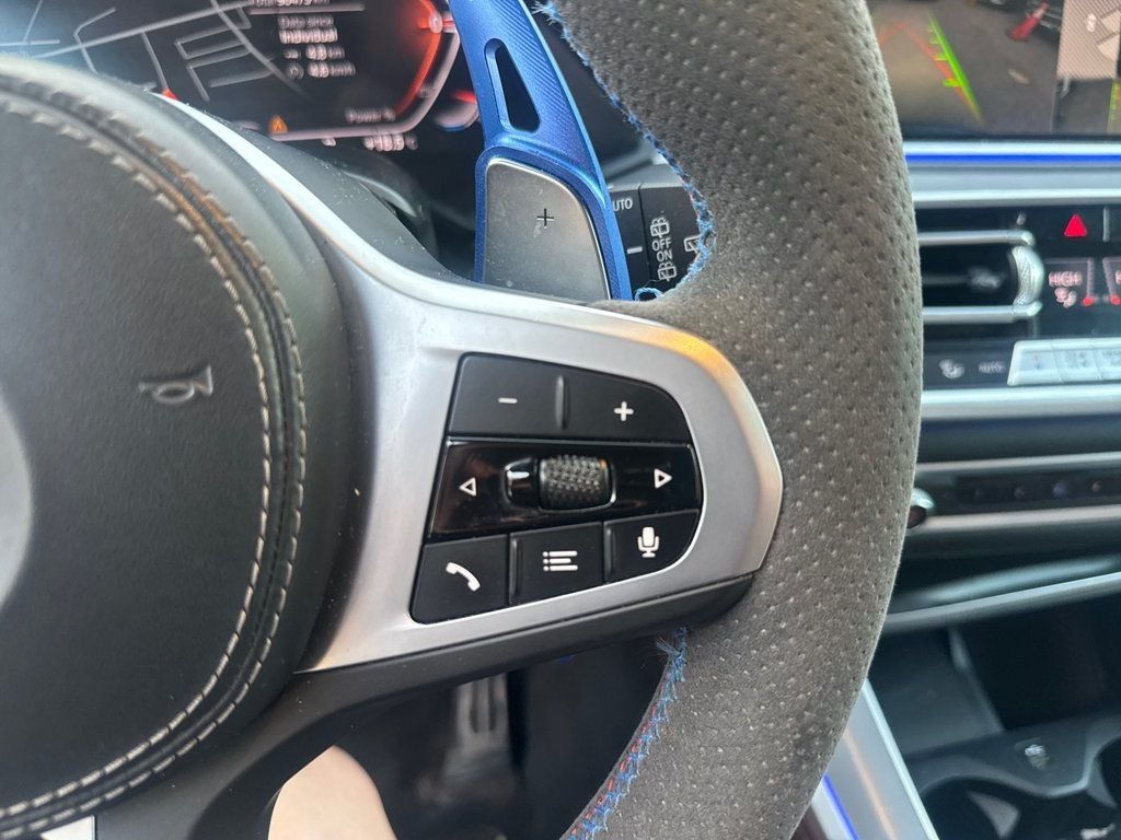 Used 2022 Black BMW xDrive40i image 47