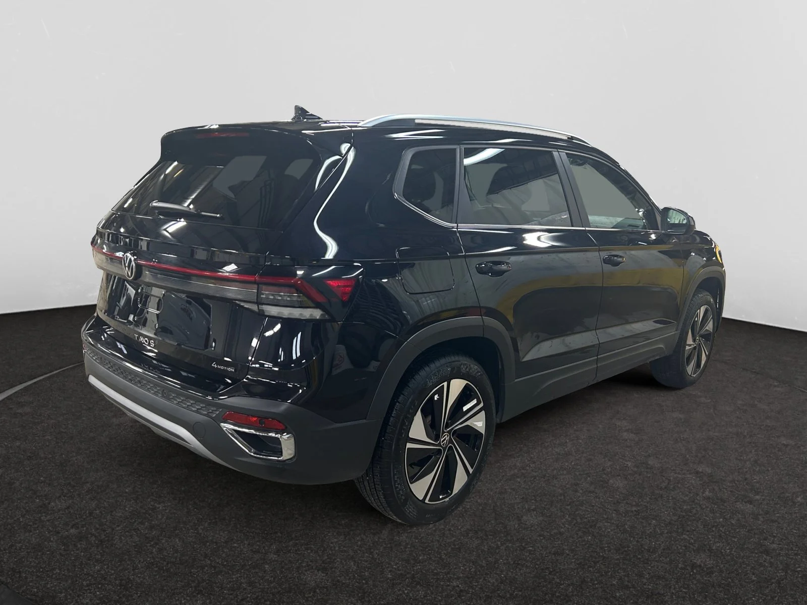 Used 2026 BLACK Volkswagen COMFORTLINE image 5