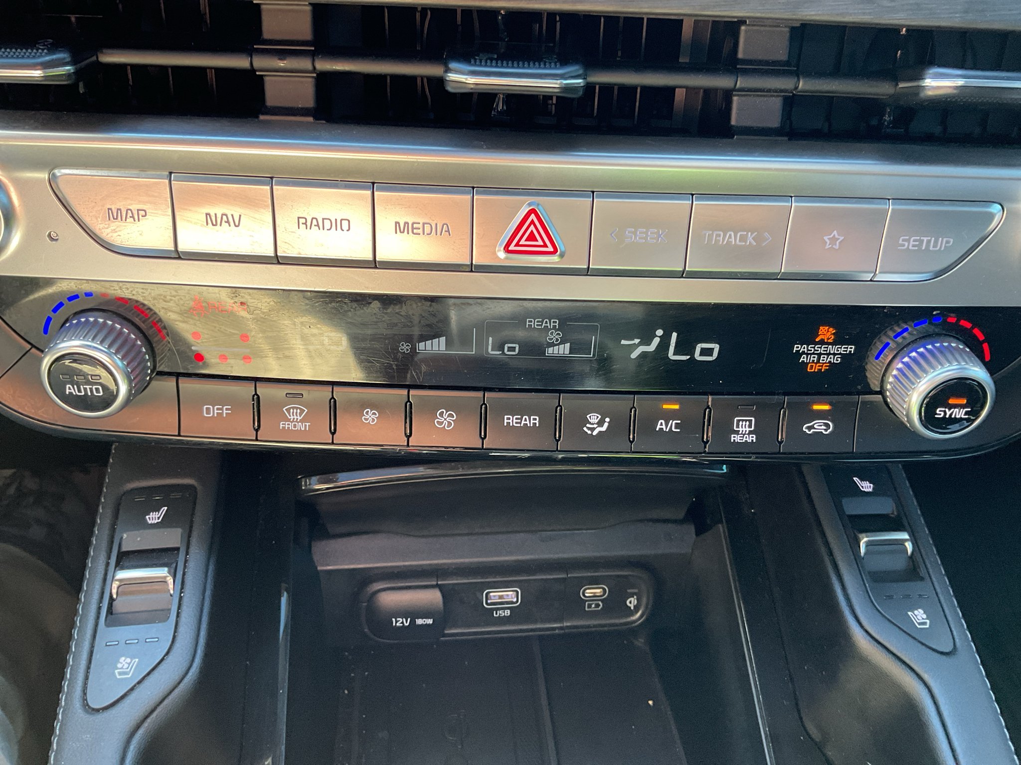 Used 2025 Panthera Metal Kia EX X-Line image 26