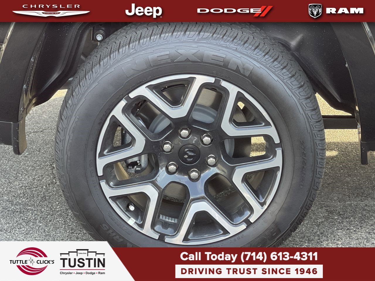 New 2026 Diamond Black Crystal Pearl-Coat Exterior Paint RAM Laramie image 11
