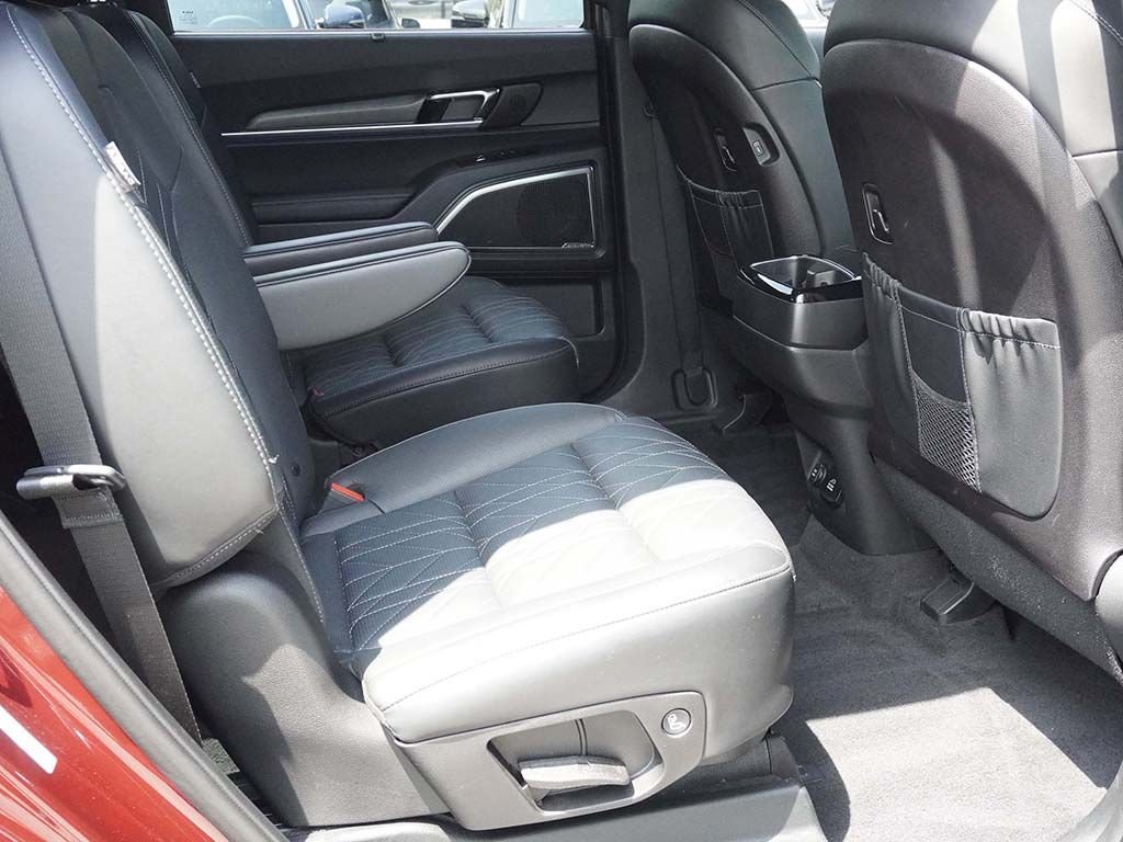 Used 2024 Red Kia SX-Prestige X-Line image 41
