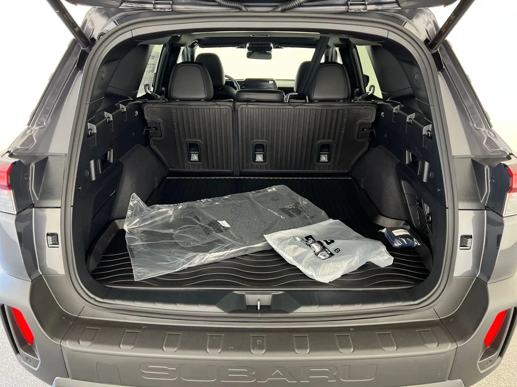 New 2026 MAGNETITE GRAY METALLIC Subaru Limited image 25