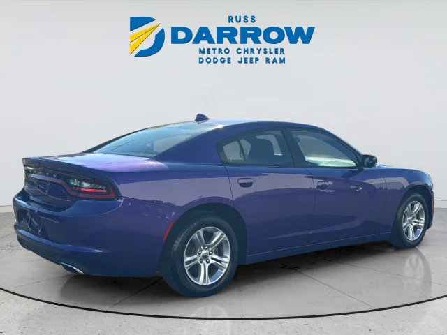 Used 2023 Purple Dodge SXT image 5