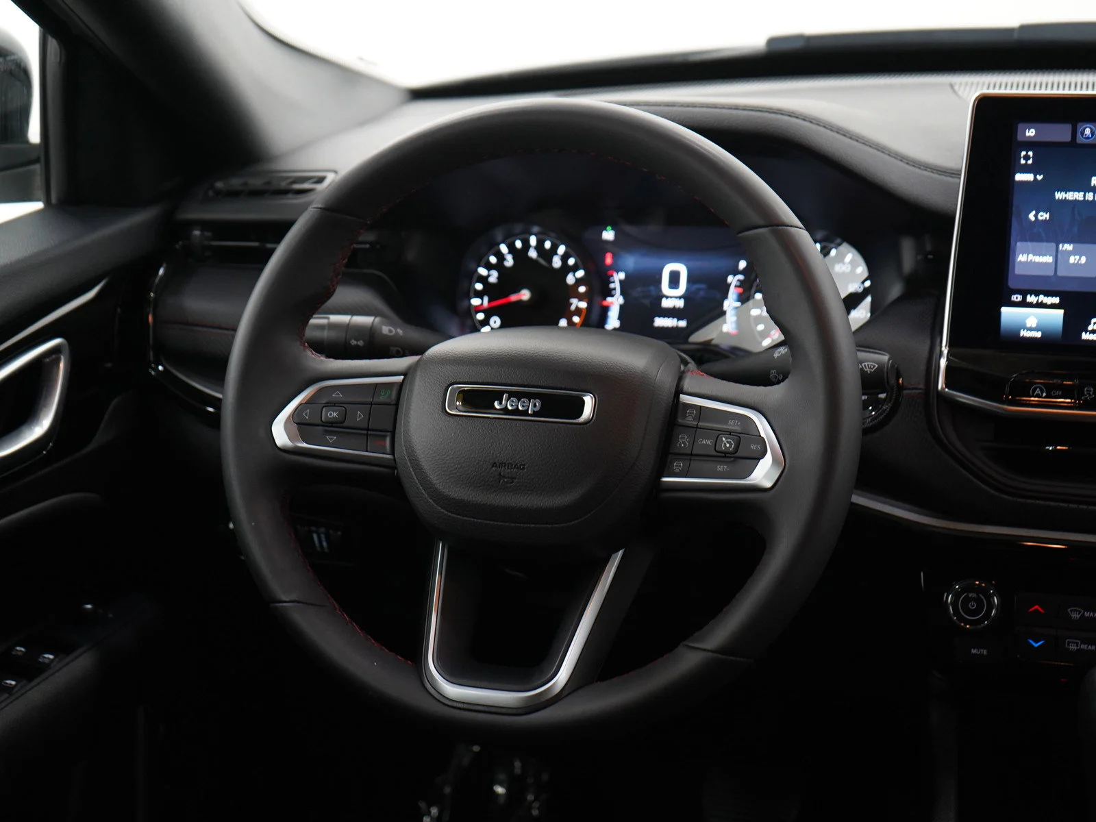 Used 2025 Bright White Clearcoat Jeep Trailhawk image 14
