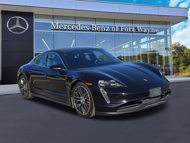 2020 Porsche Taycan 4S's photo
