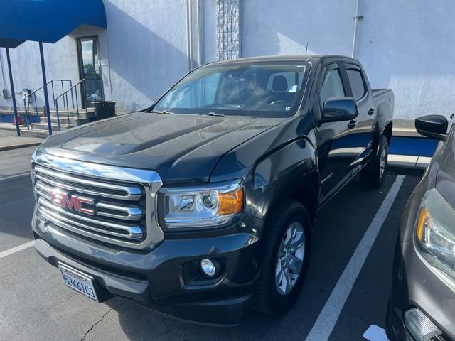 Used 2018 Gray GMC SLE1 image 1