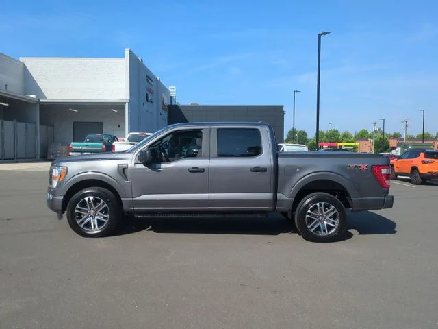 Used 2022 Gray Ford XL image 10