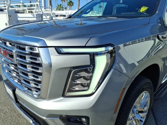 Used 2025 Sterling Metallic GMC Denali image 11