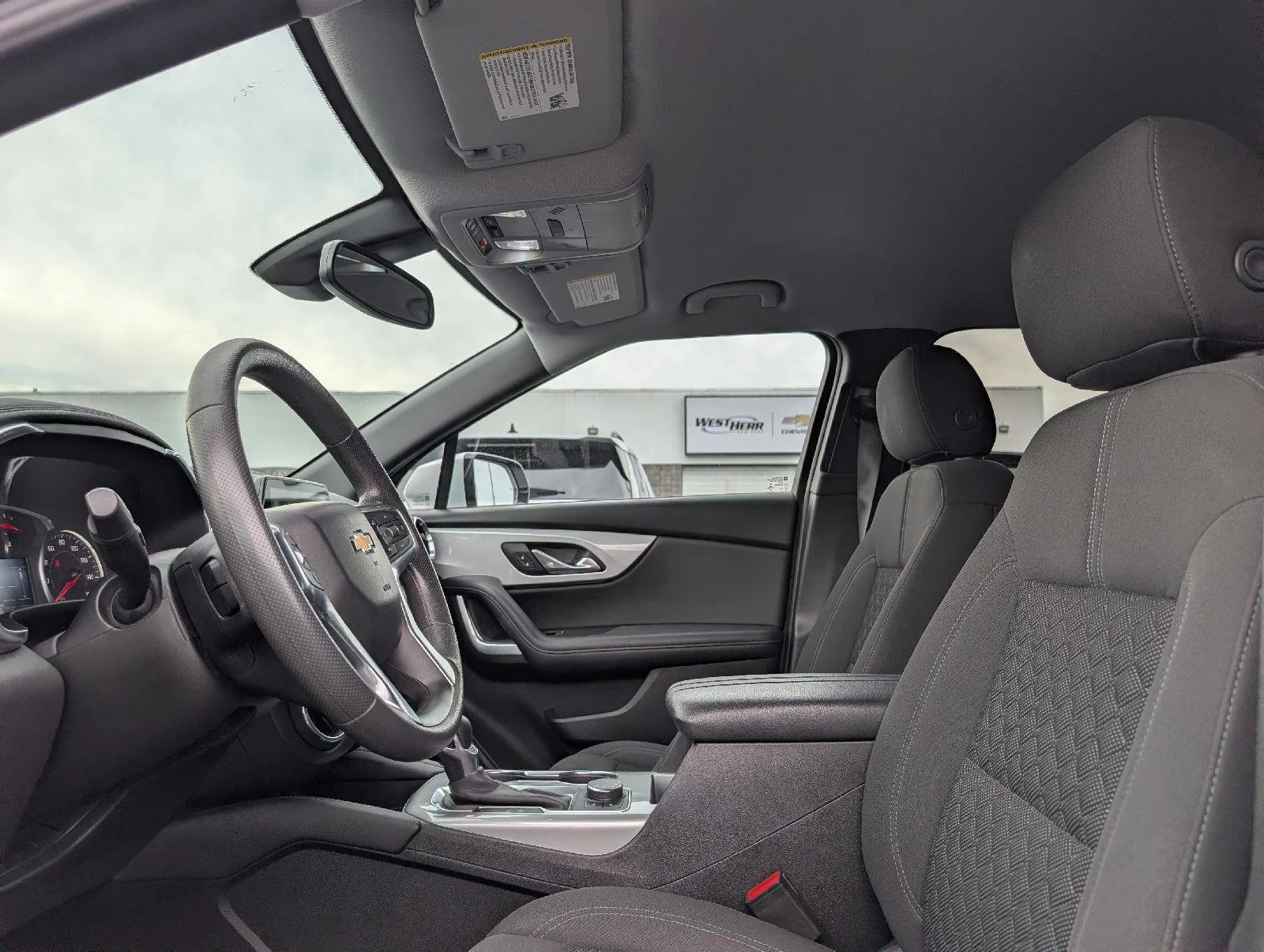 Used 2021 Silver Ice Metallic Chevrolet LT image 8