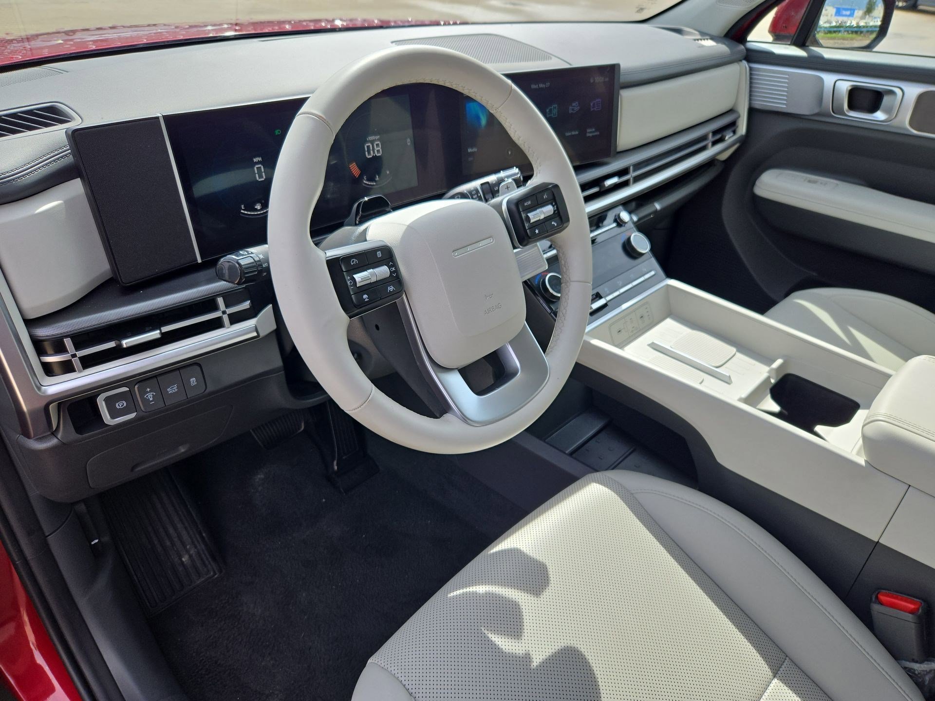 Used 2025 Ultimate Red Hyundai SEL image 12