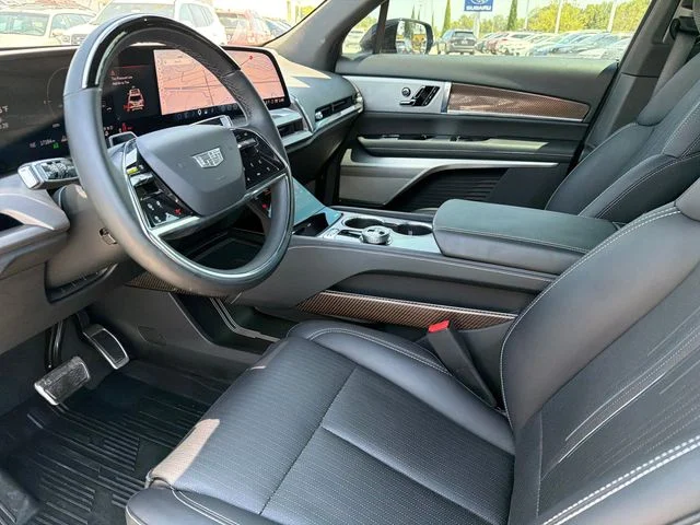 Used 2026 Black Cadillac Luxury image 19