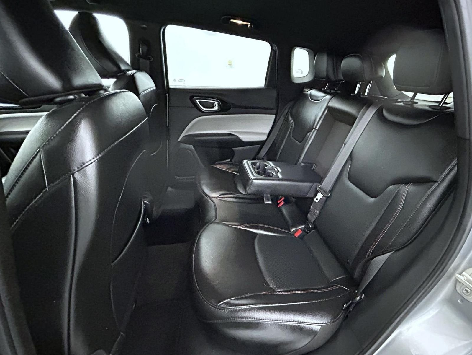 Certified Used 2023 Silver Jeep Limited image 19