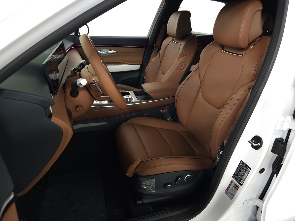 New 2026 White Genesis 2.5T ADVANCED image 12