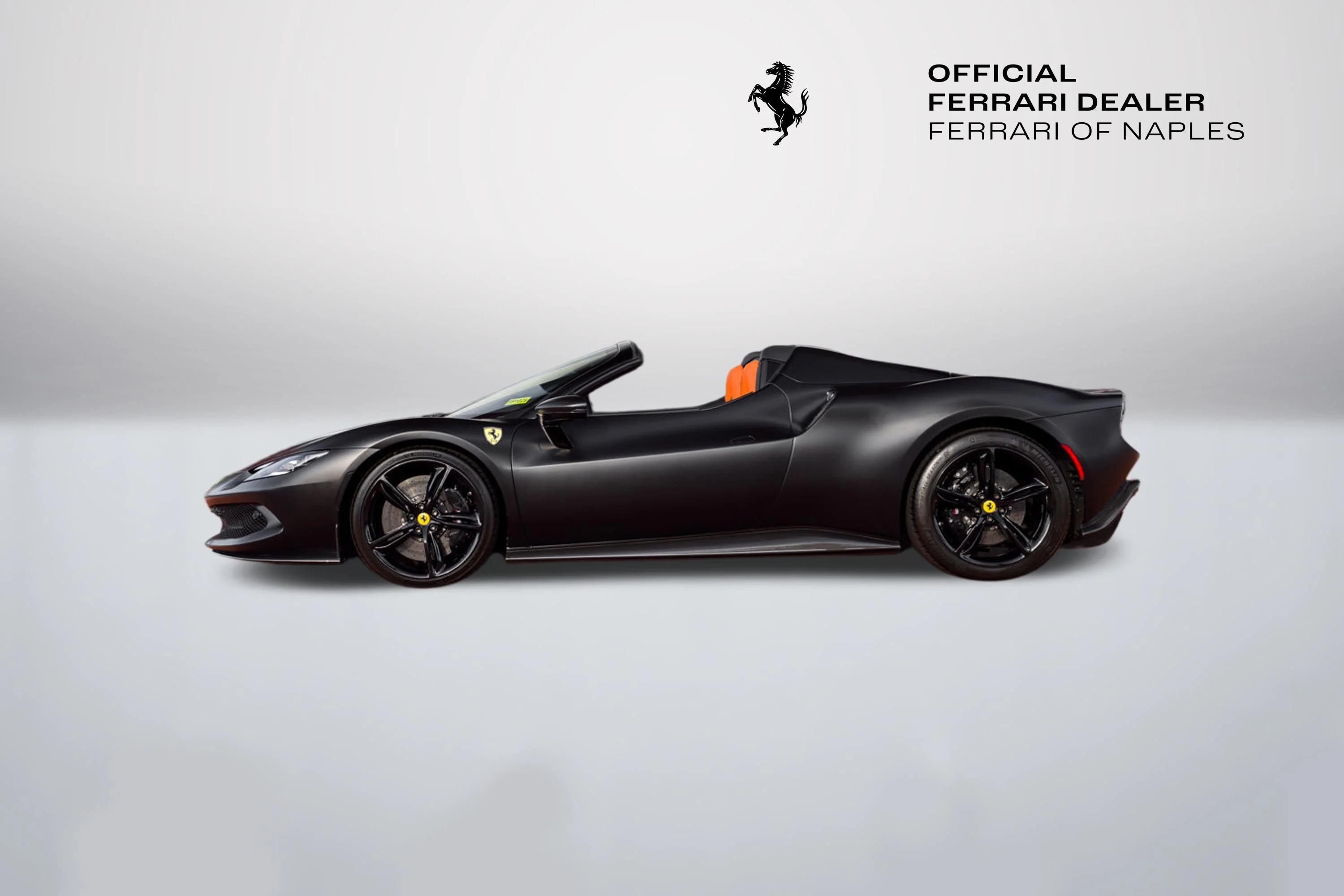 Used 2025 Grigio Scuro Ferrari  image 4