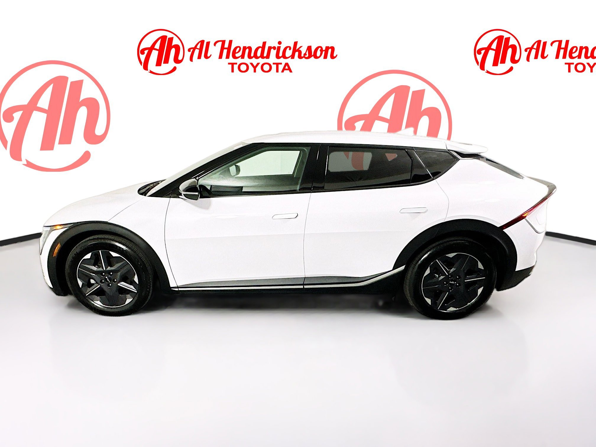 2025 Kia EV6 thumbnail 8