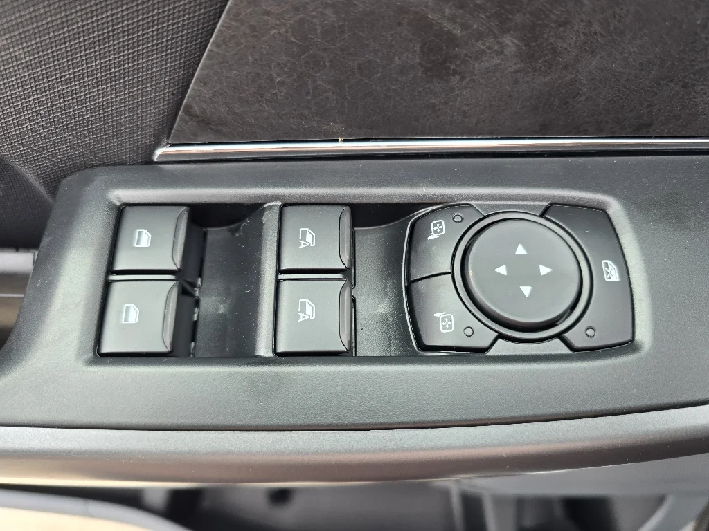 New 2026 Avalanche Ford XLT image 12
