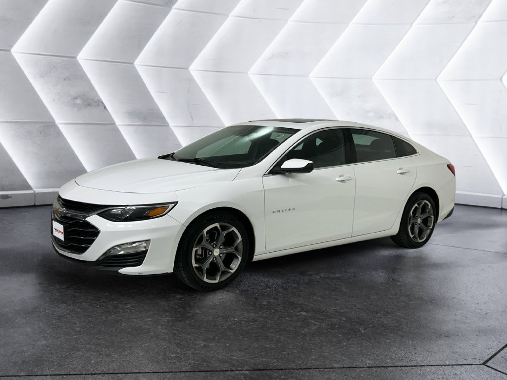 Used 2024 White Chevrolet LT image 3