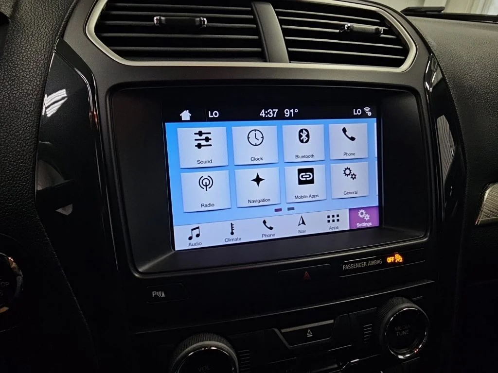 Used 2018 Red Ford XLT image 20