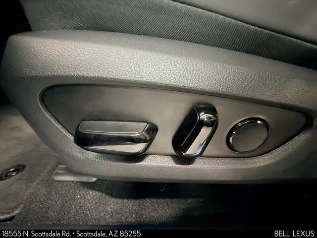 Certified Used 2025  Lexus 350 Premium image 16