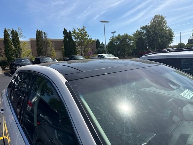 Used 2019 White Ford Titanium image 4