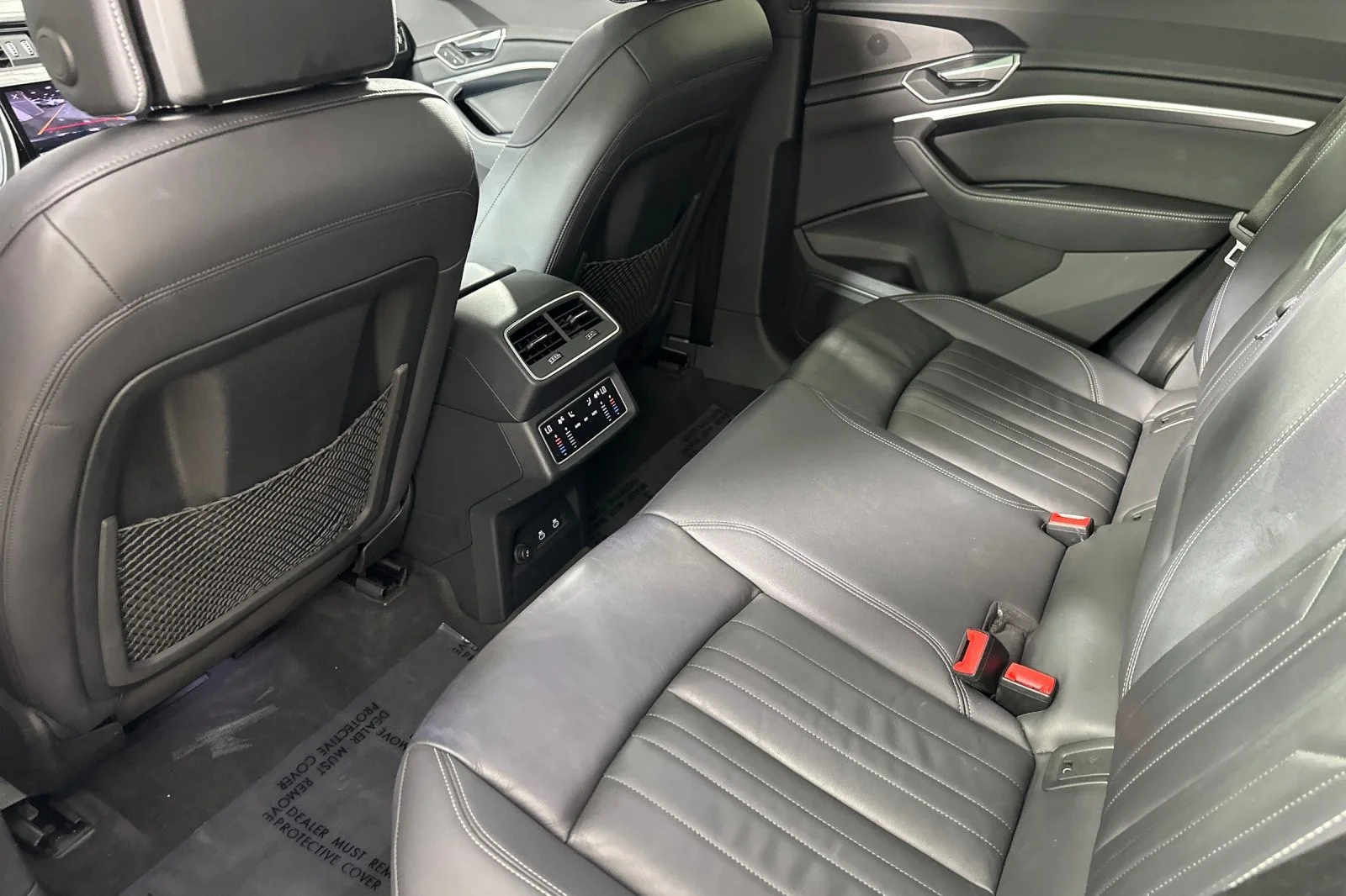 Used 2023 Glacier White Metallic Audi Premium quattro image 11
