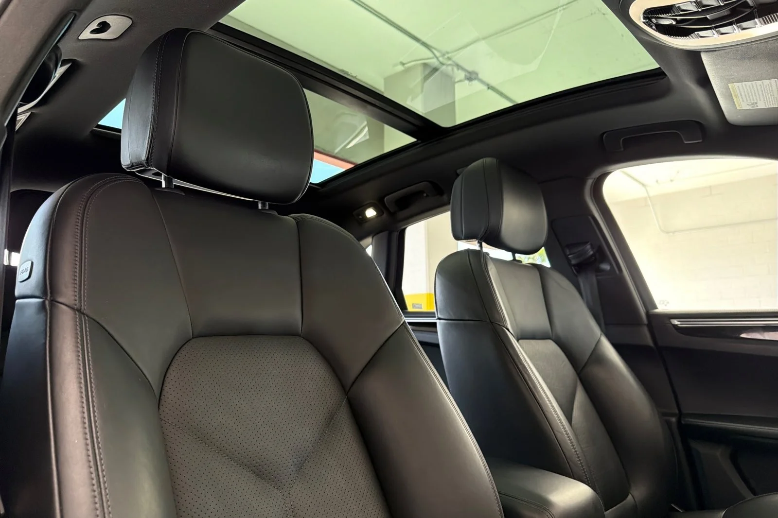 Used 2018 GRAY Porsche S image 16