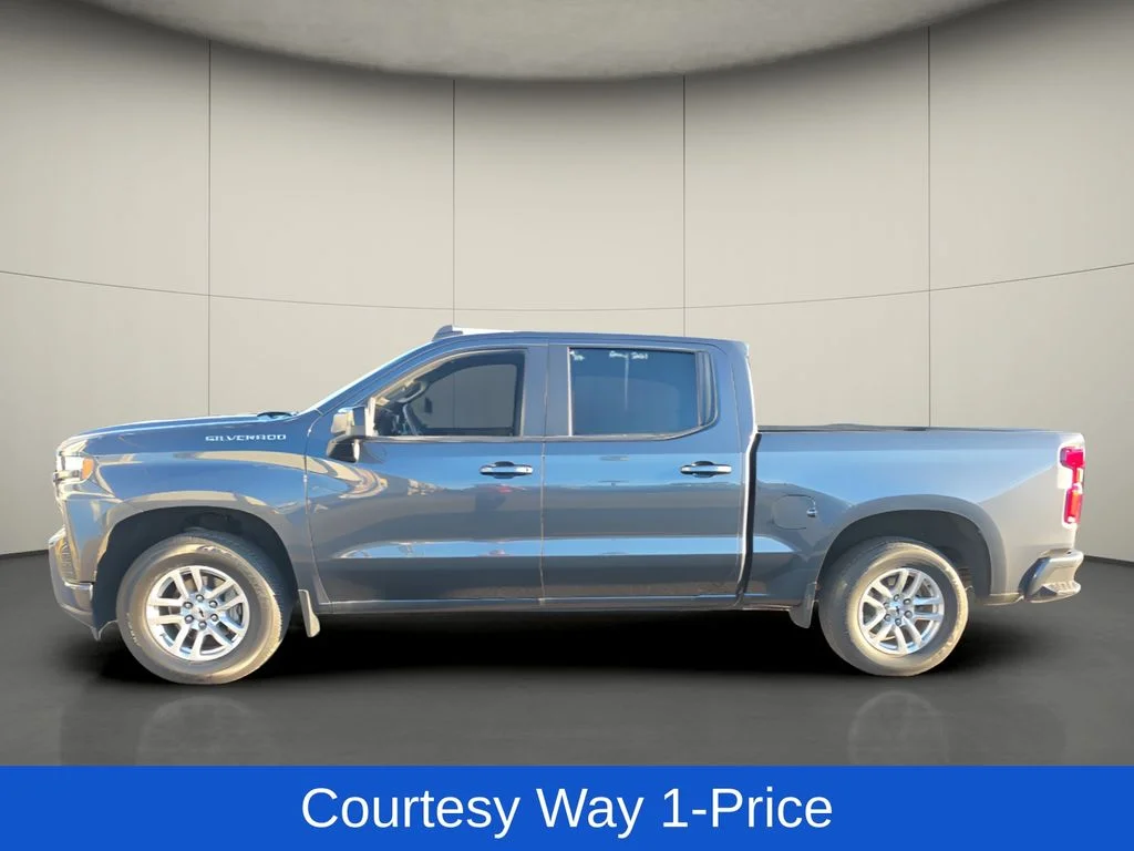 Used 2021 Gray Chevrolet RST image 5