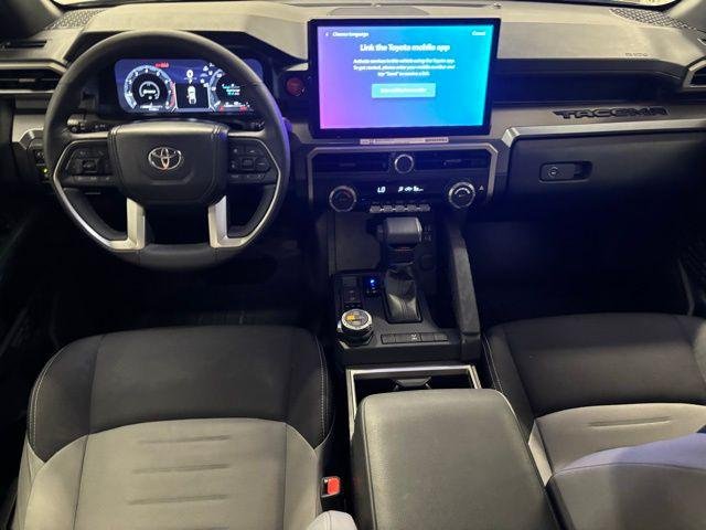Used 2024 OXIDE BRONZE ME. Toyota  image 11