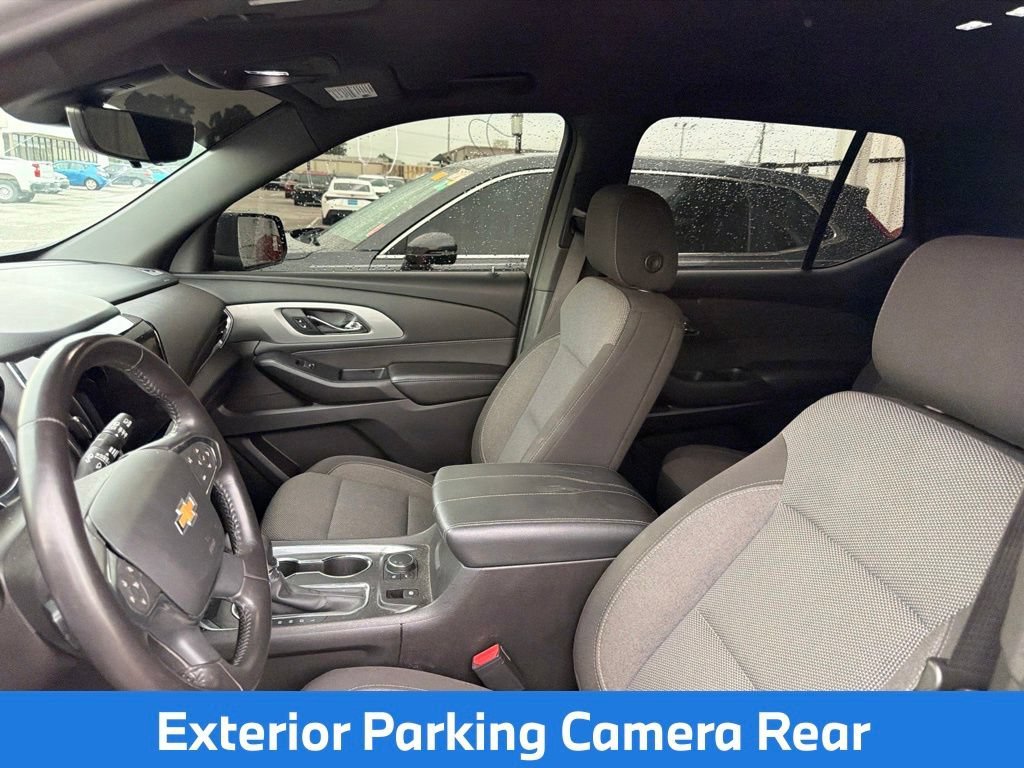 Used 2022 Mosaic Black Metallic Chevrolet LT Cloth image 14