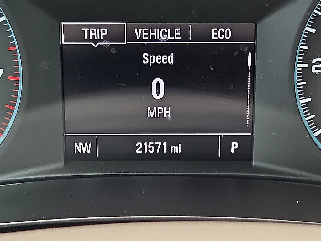 Used 2023 DARK ASH METALLIC Chevrolet LT image 26