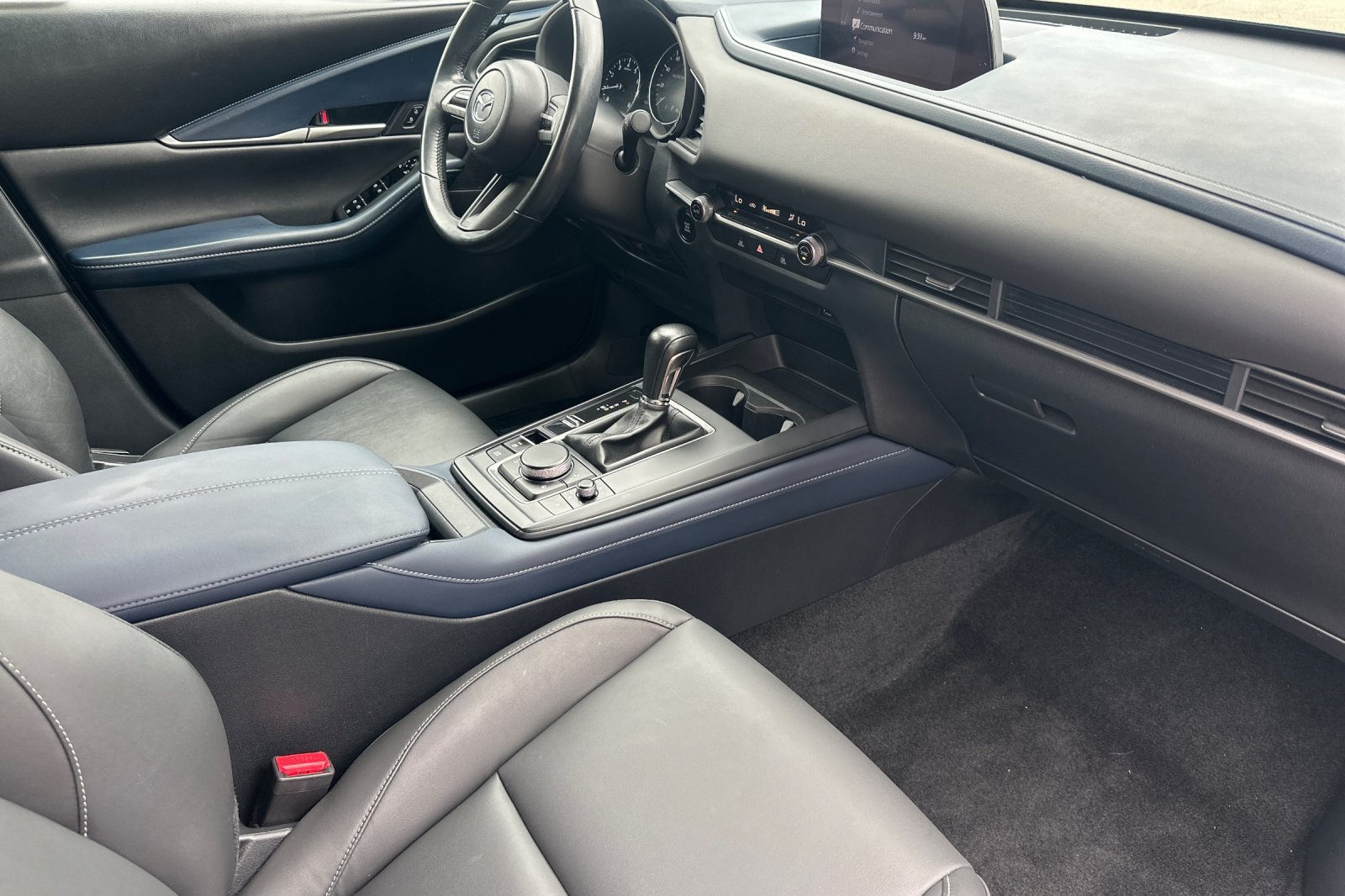 Used 2021 Blue Mazda Select image 17
