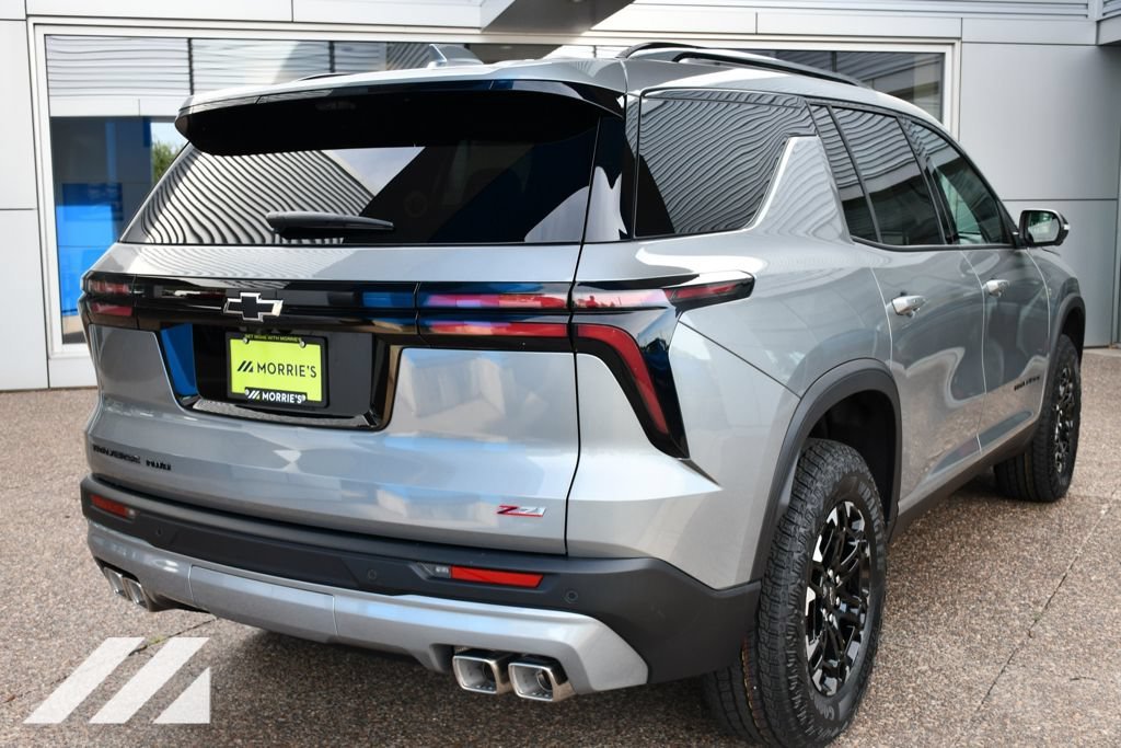 2027 Chevrolet Traverse Z71 - Photo 7