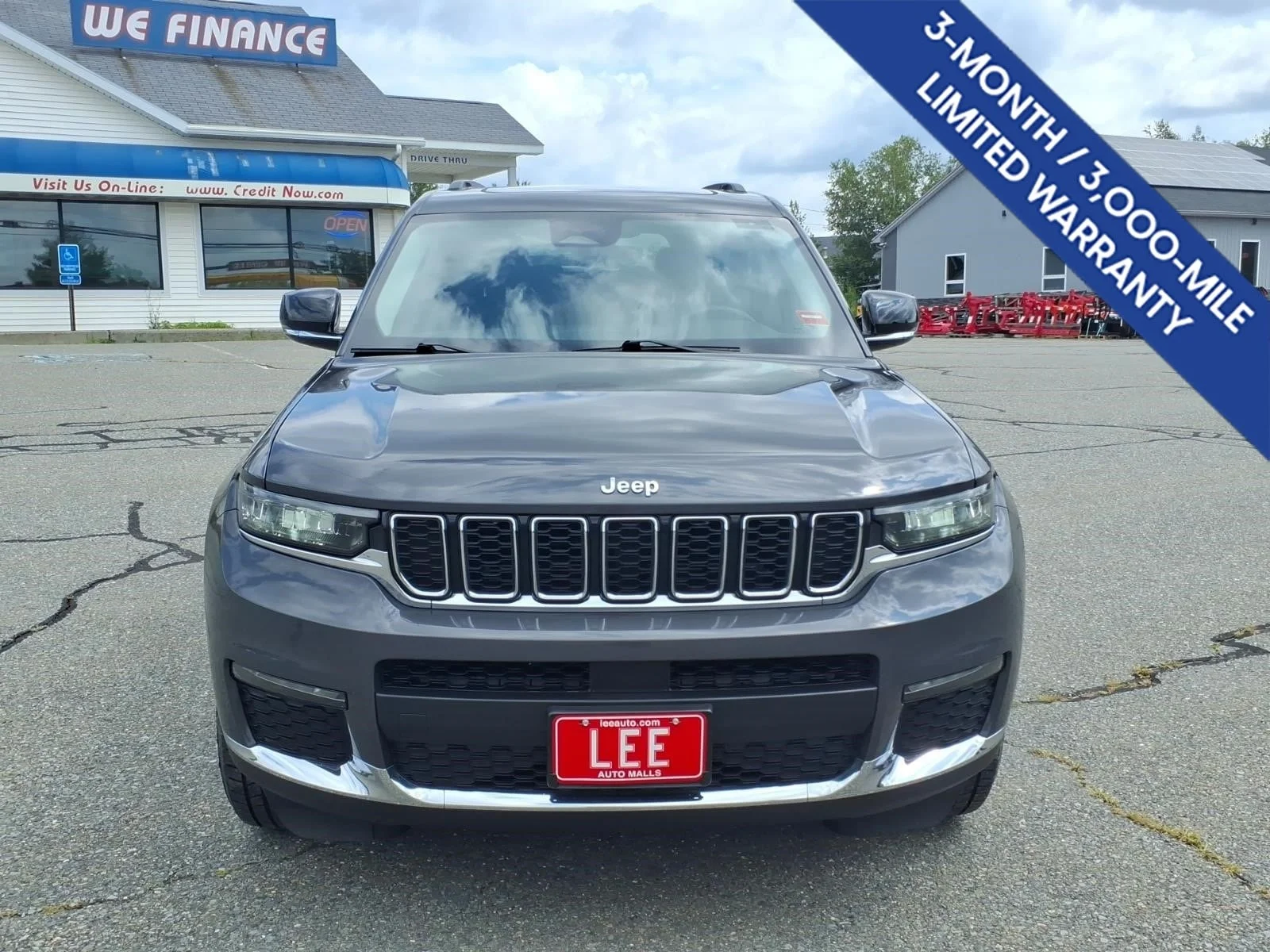 Used 2022 Gray Metallic Jeep Limited image 2