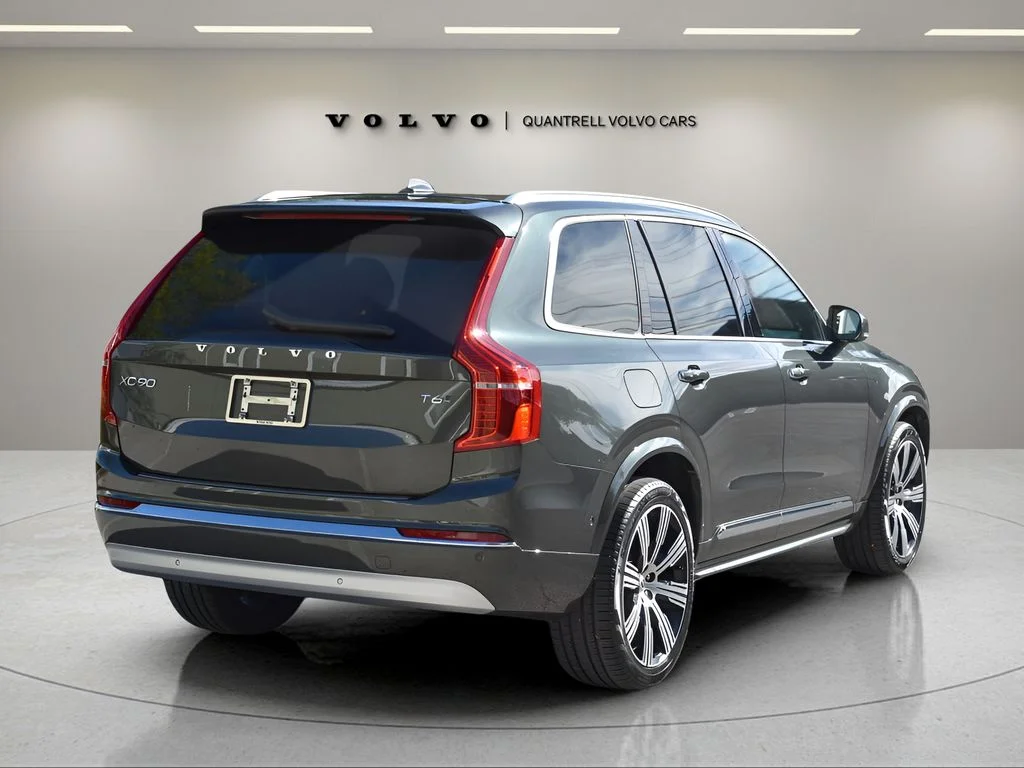 Used 2022 Pine Grey Metallic Volvo Inscription image 4